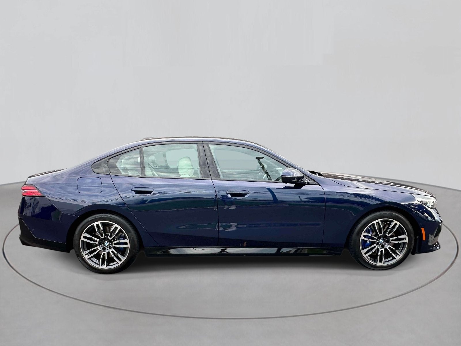 2026 BMW 5 Series 540i xDrive
