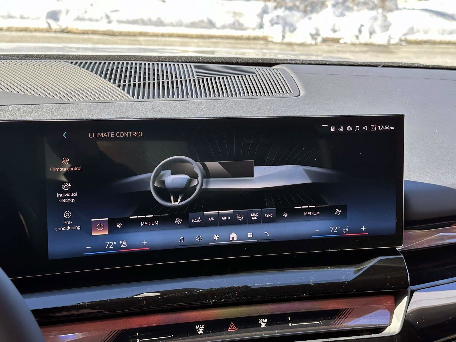 2026 BMW 5 Series 540i xDrive