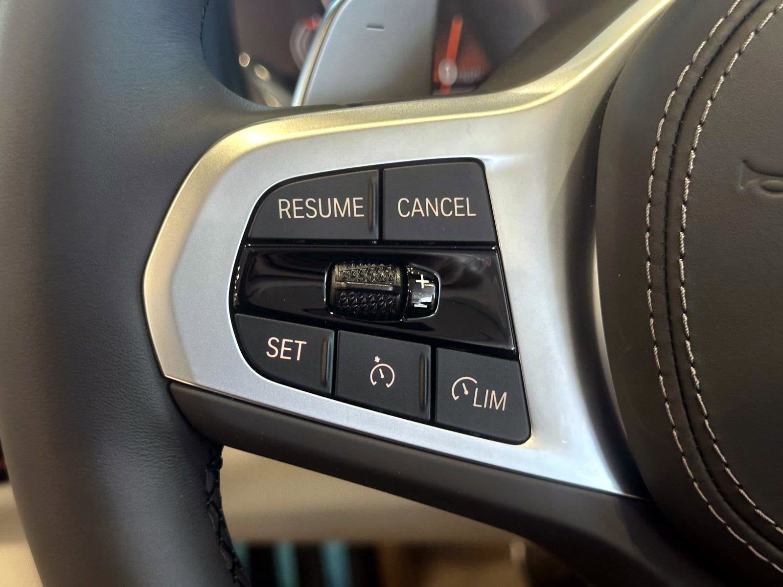 2026 BMW 8 Series 840i