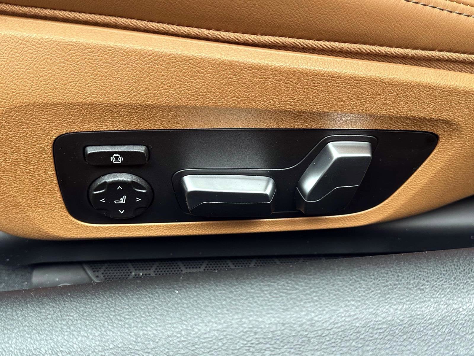 2026 BMW 8 Series 840i