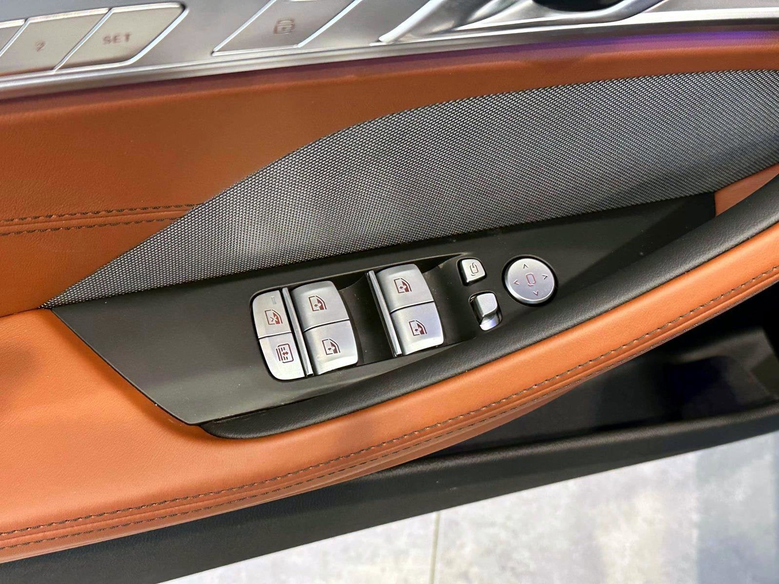 2026 BMW 8 Series 840i