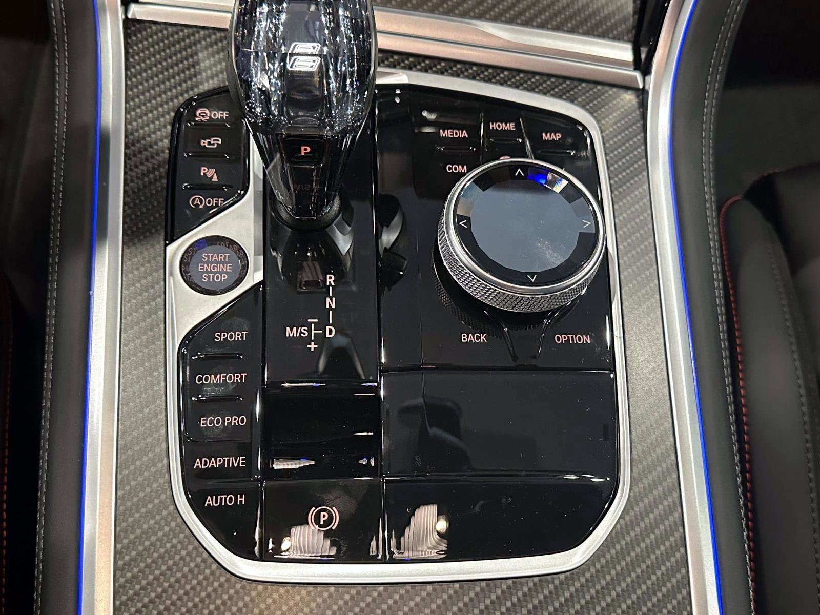 2026 BMW 8 Series M850i