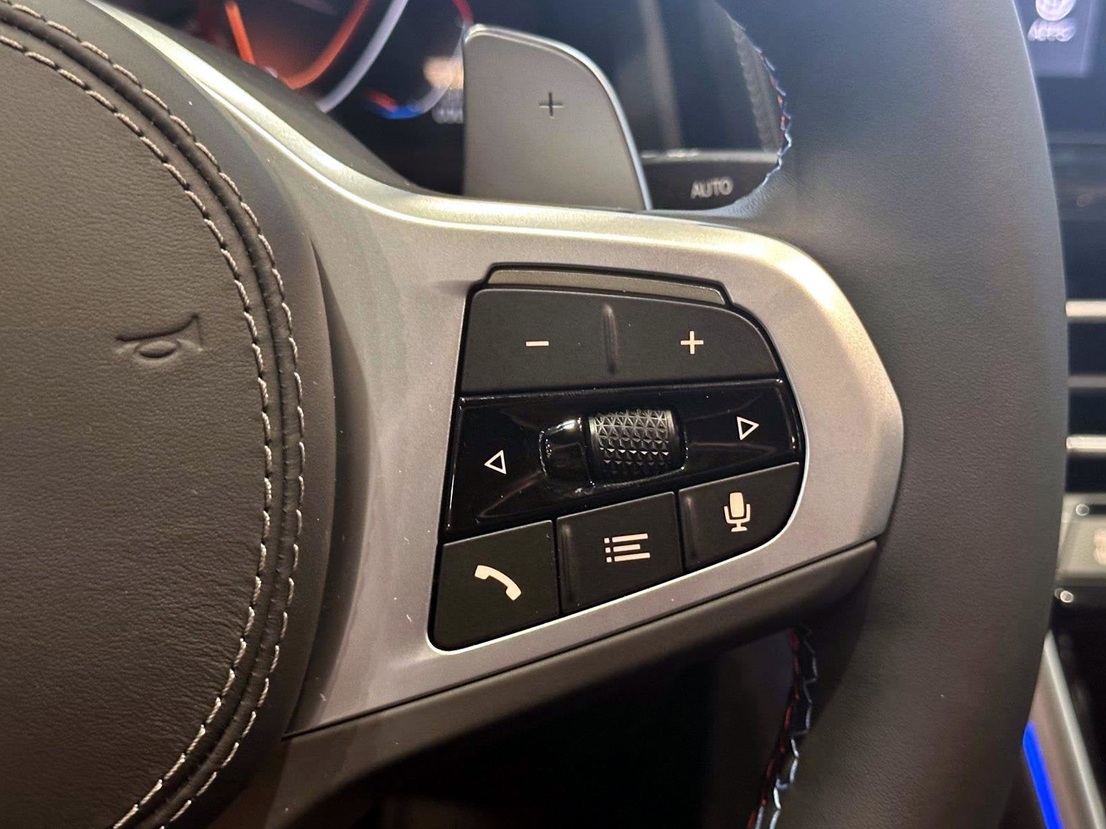 2026 BMW 8 Series M850i