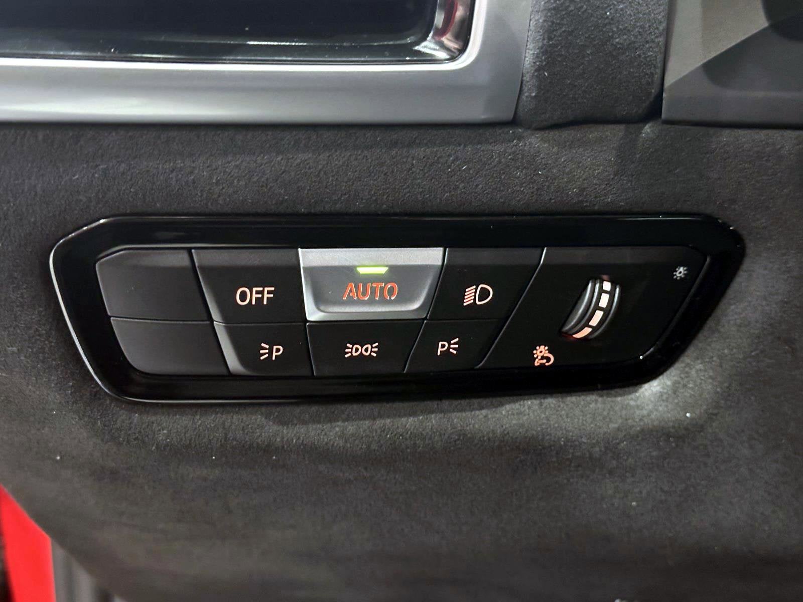 2026 BMW 8 Series M850i