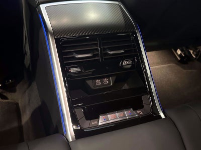 2026 BMW 8 Series M850i
