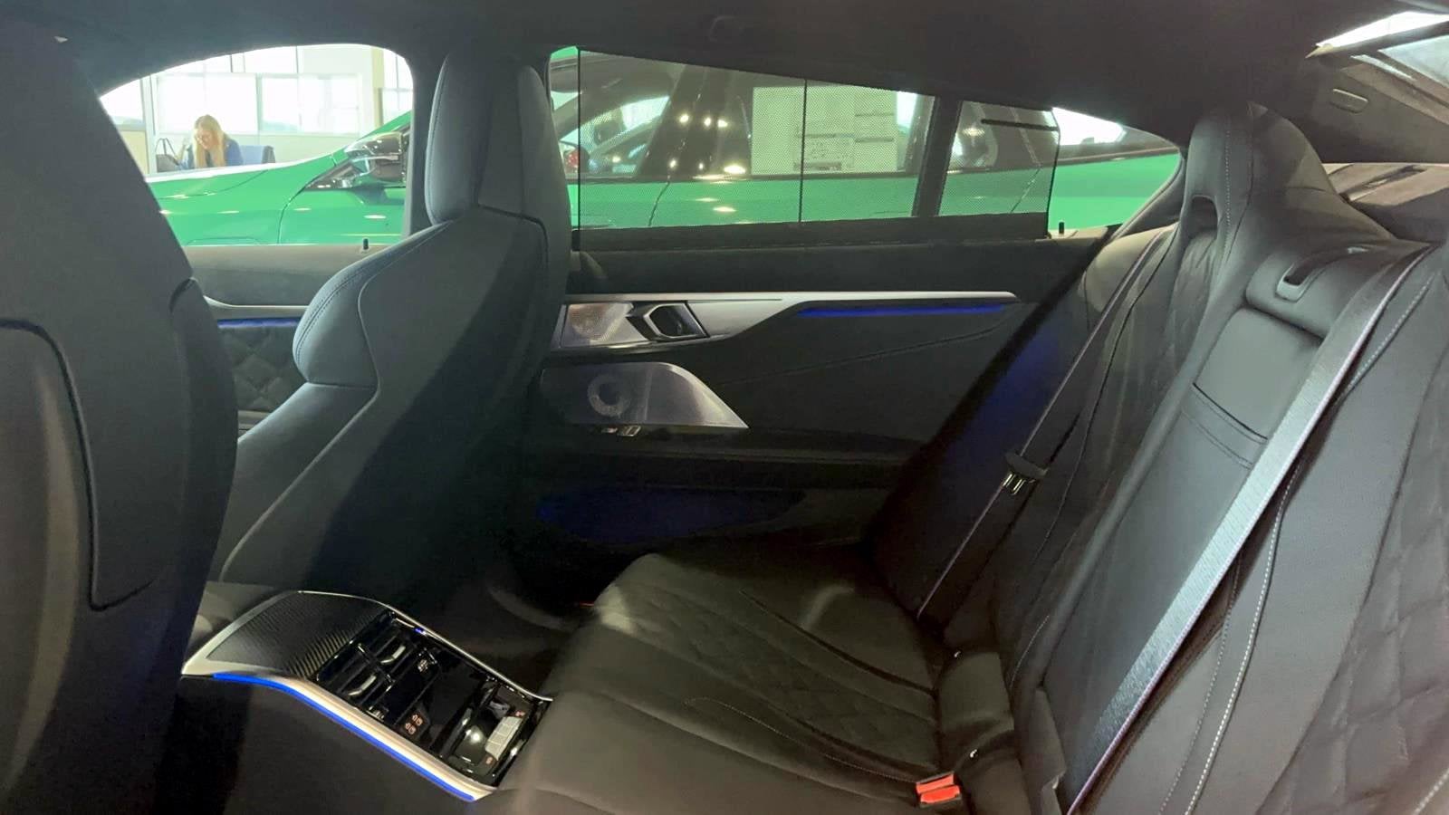 2026 BMW 8 Series M850i