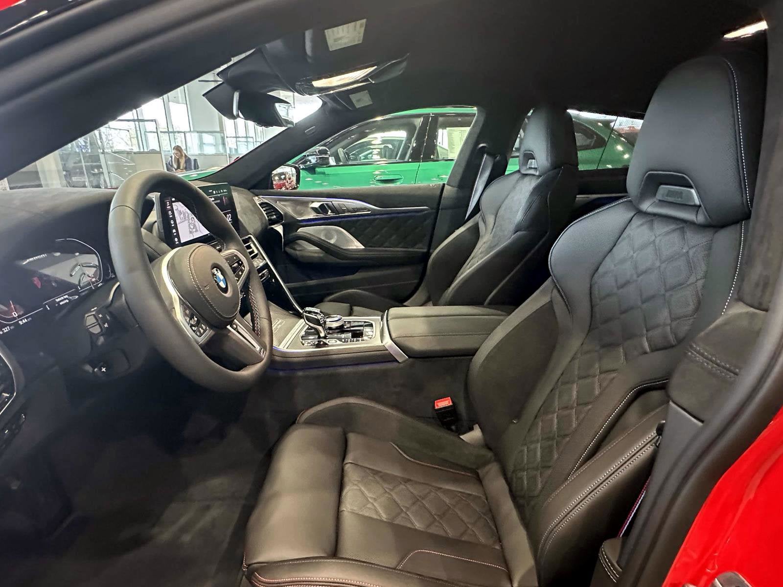 2026 BMW 8 Series M850i