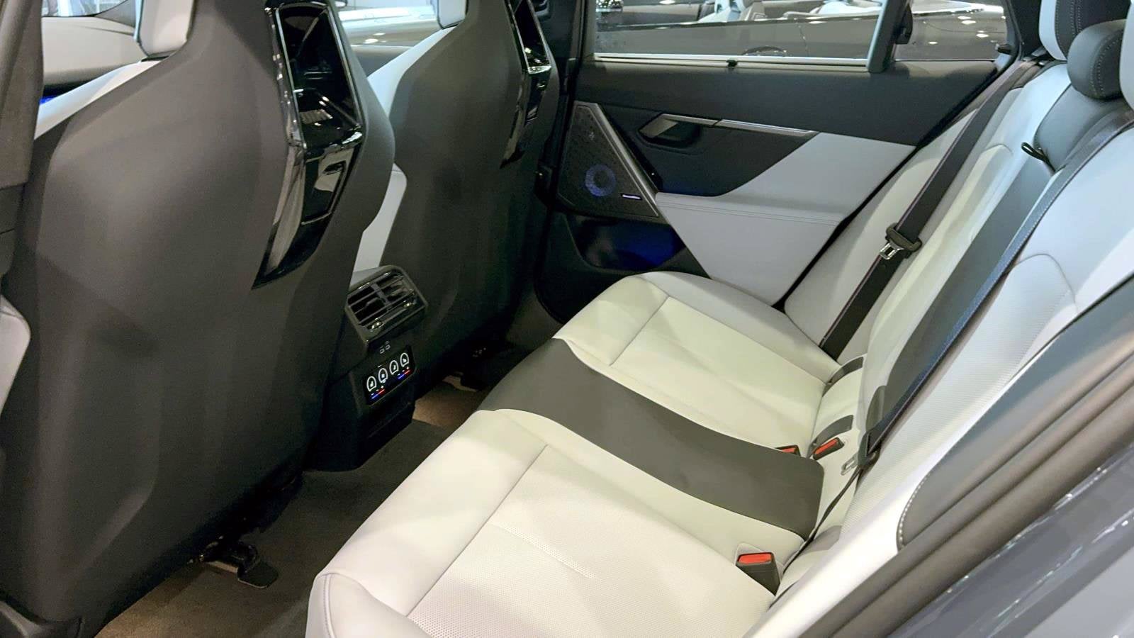 2027 BMW M5 Touring