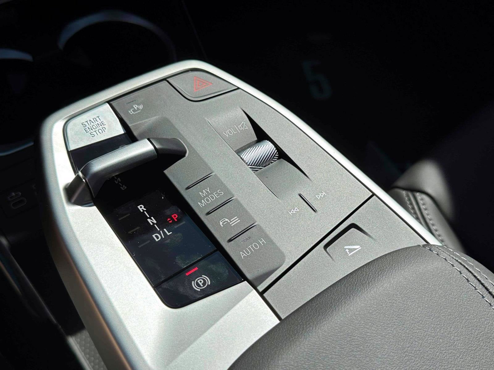2027 BMW X1 xDrive28i