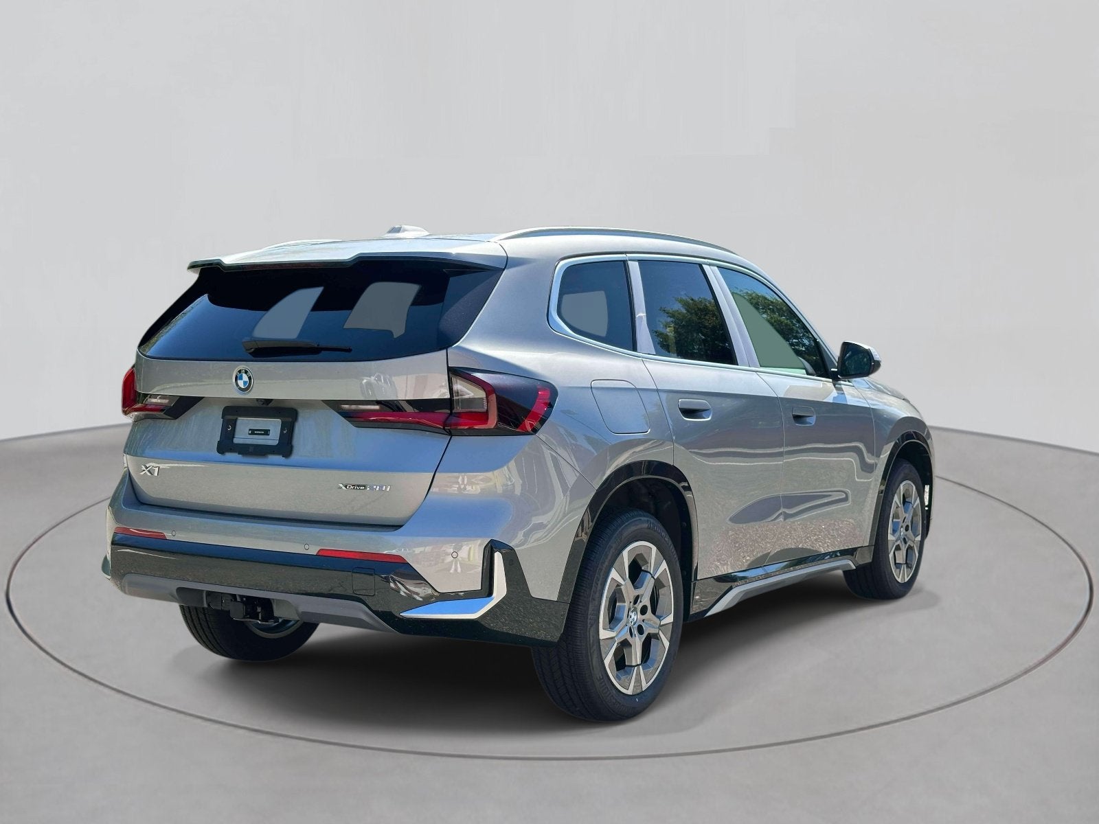 2027 BMW X1 xDrive28i