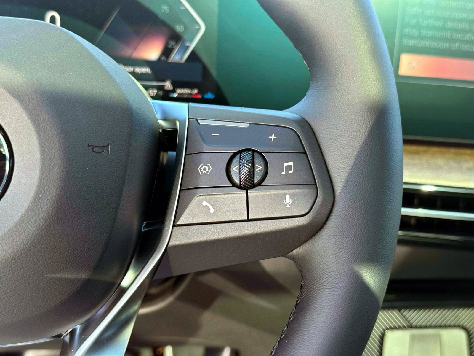 2027 BMW X1 xDrive28i