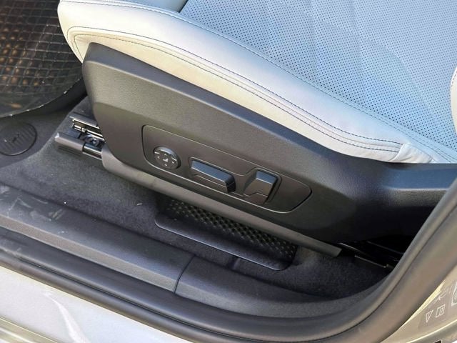 2027 BMW X1 xDrive28i