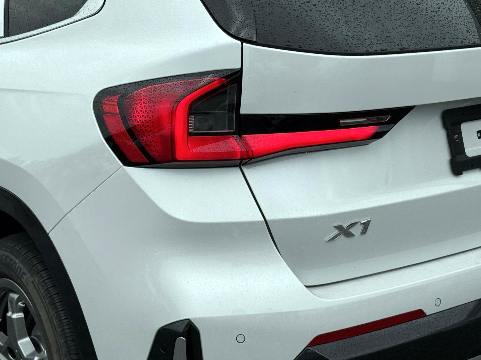 2027 BMW X1 xDrive28i