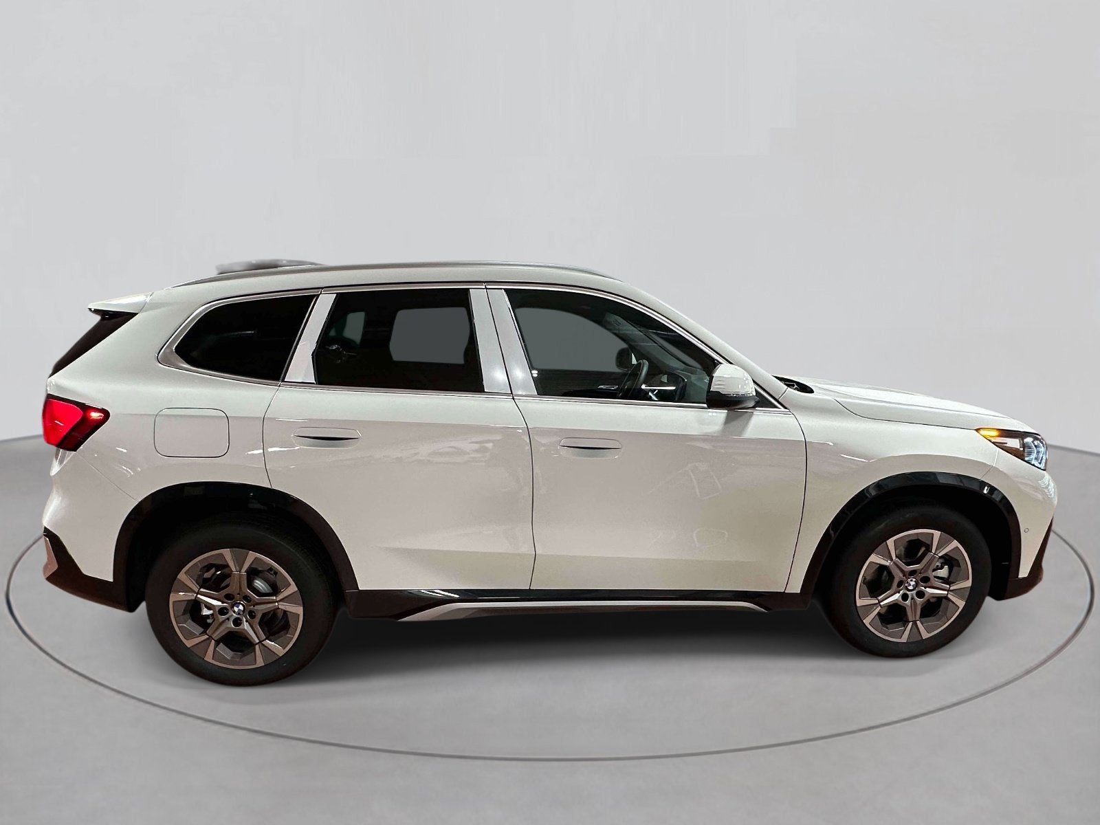 2027 BMW X1 xDrive28i