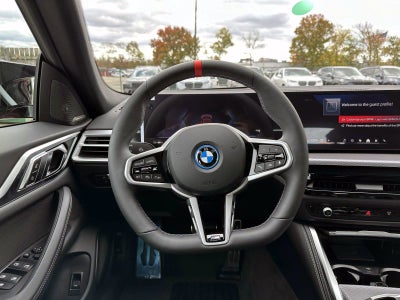 2025 BMW i4 M50