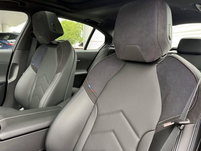 2026 BMW i5 xDrive40