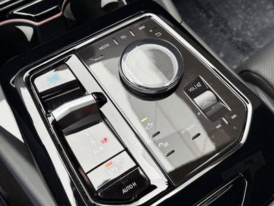 2026 BMW i5 xDrive40