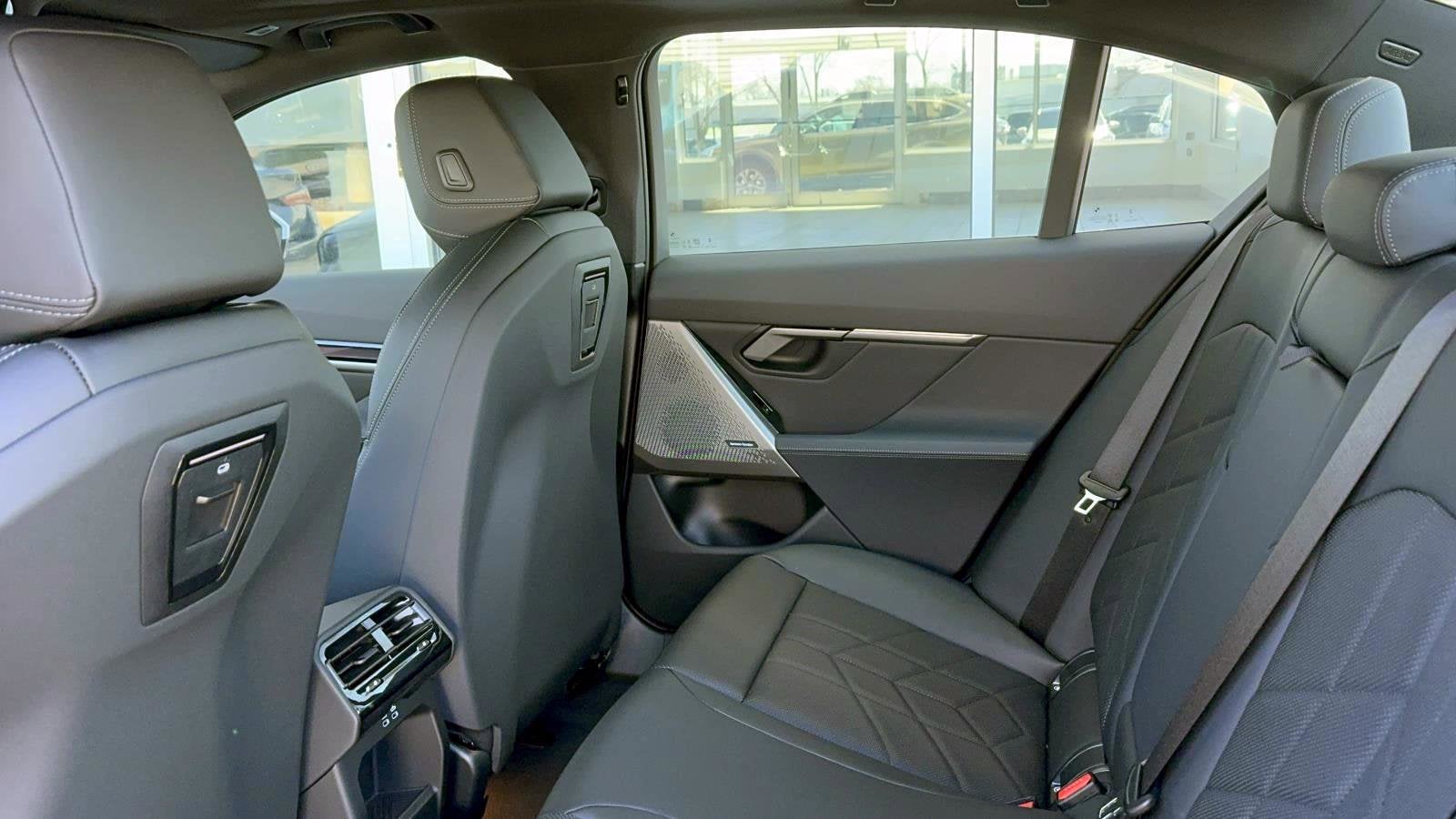 2026 BMW i5 xDrive40