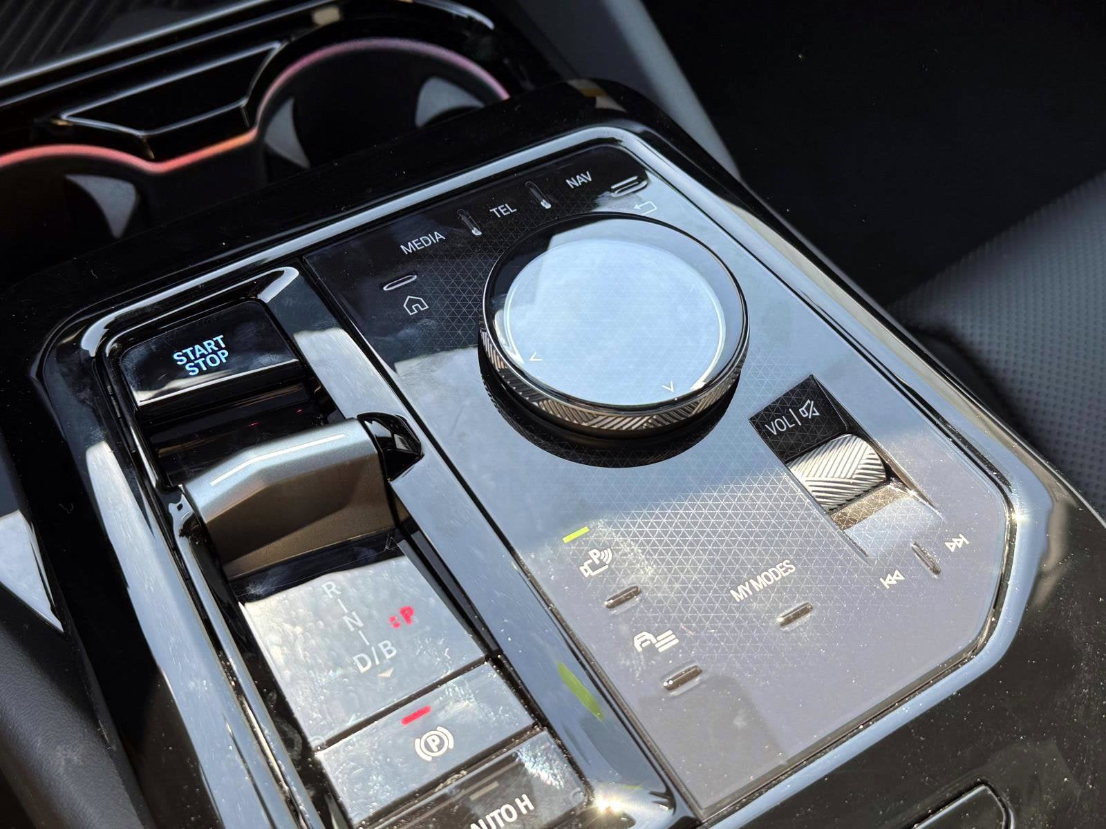 2026 BMW i5 xDrive40