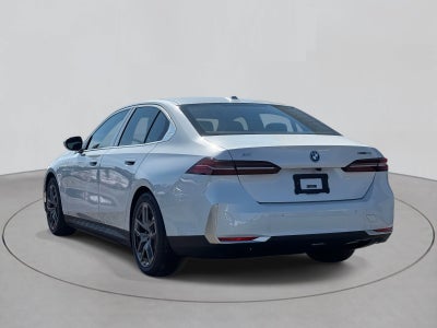 2026 BMW i5 xDrive40