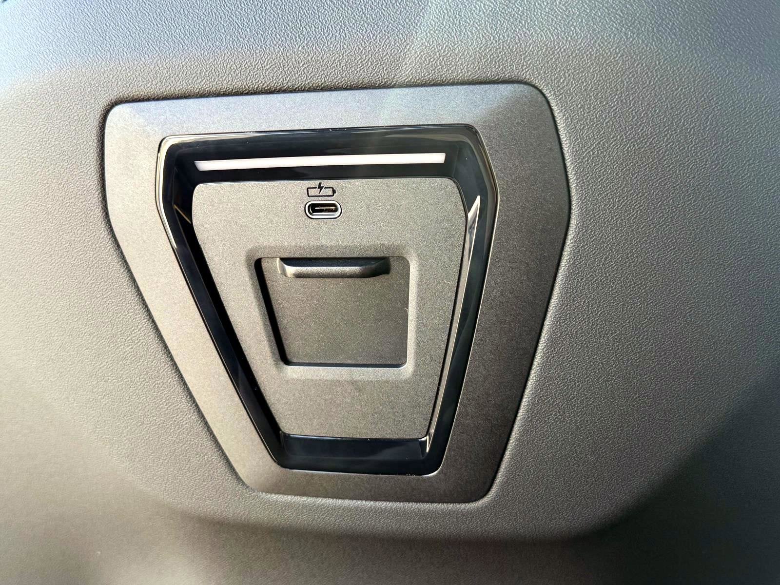 2026 BMW i5 xDrive40