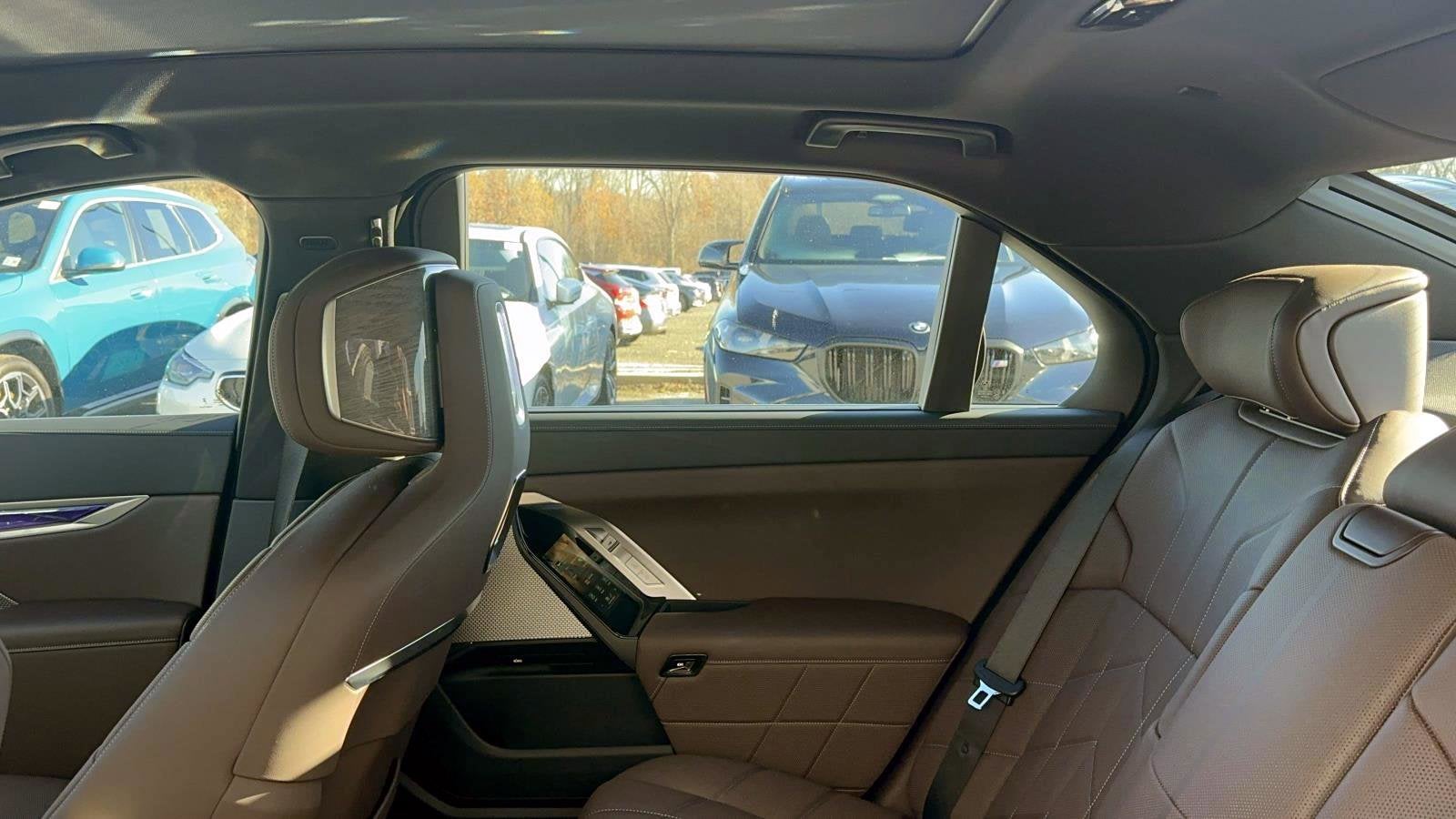 2025 BMW i7 eDrive50