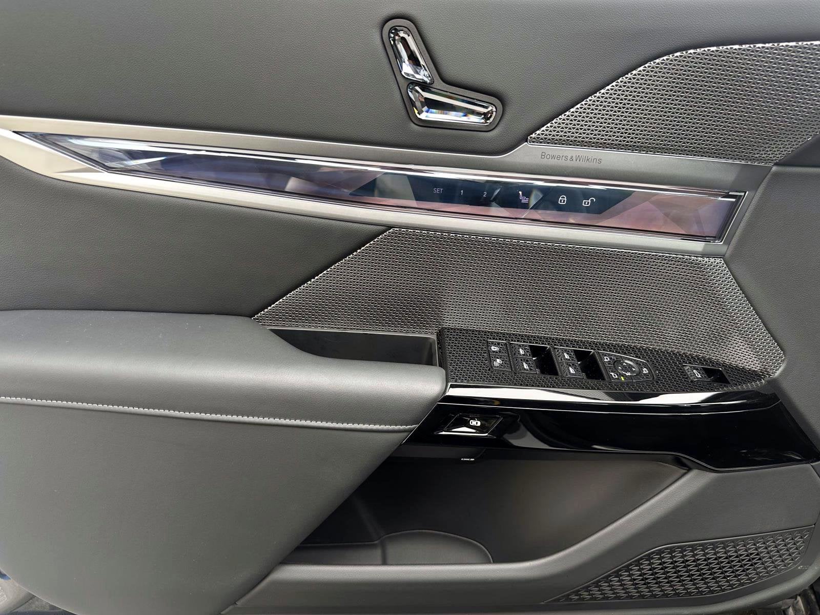 2025 BMW i7 eDrive50