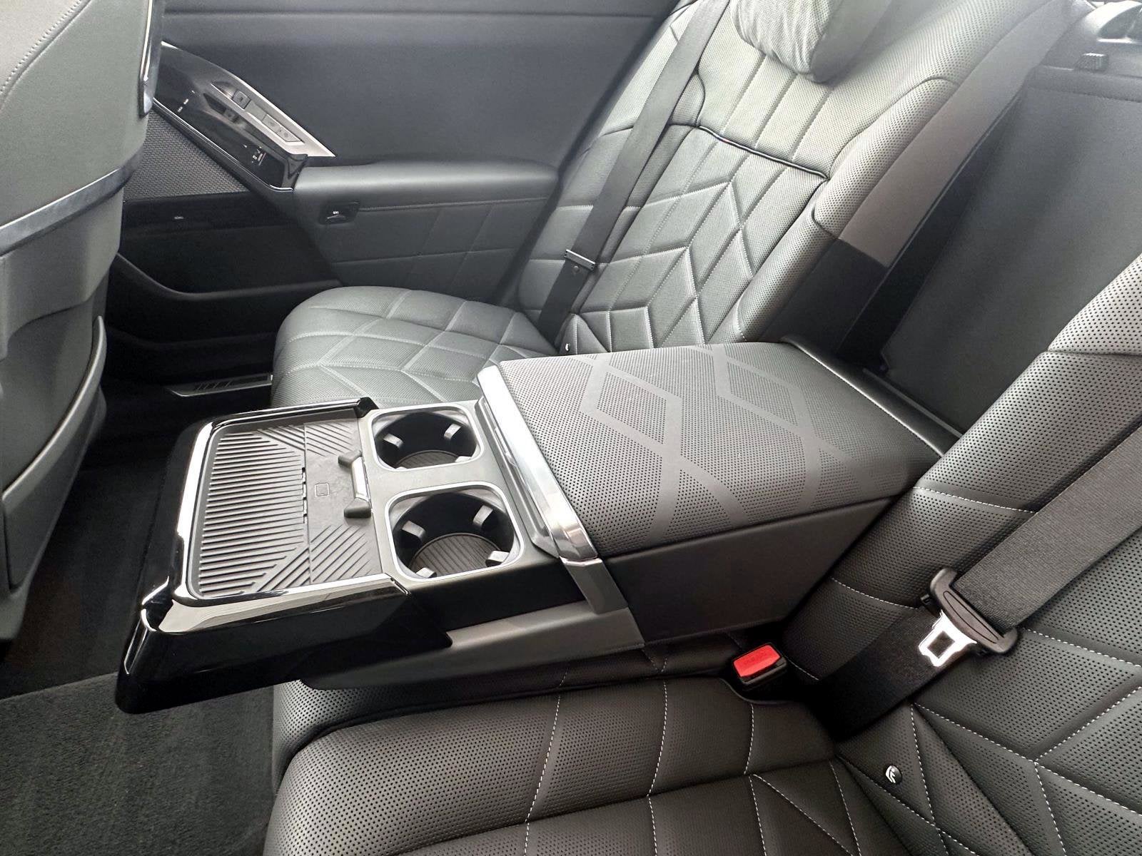 2025 BMW i7 eDrive50