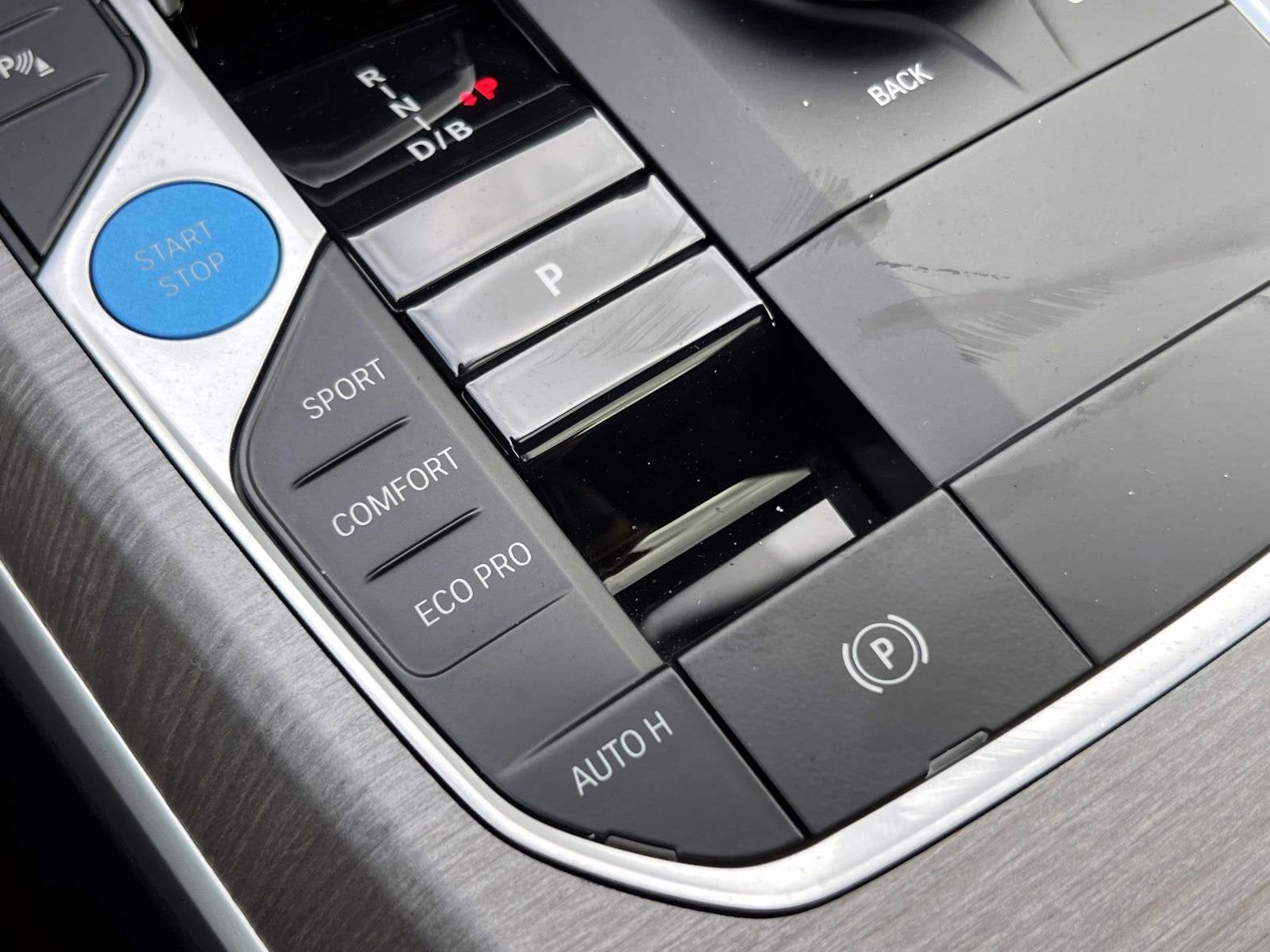 2025 BMW i4 xDrive40