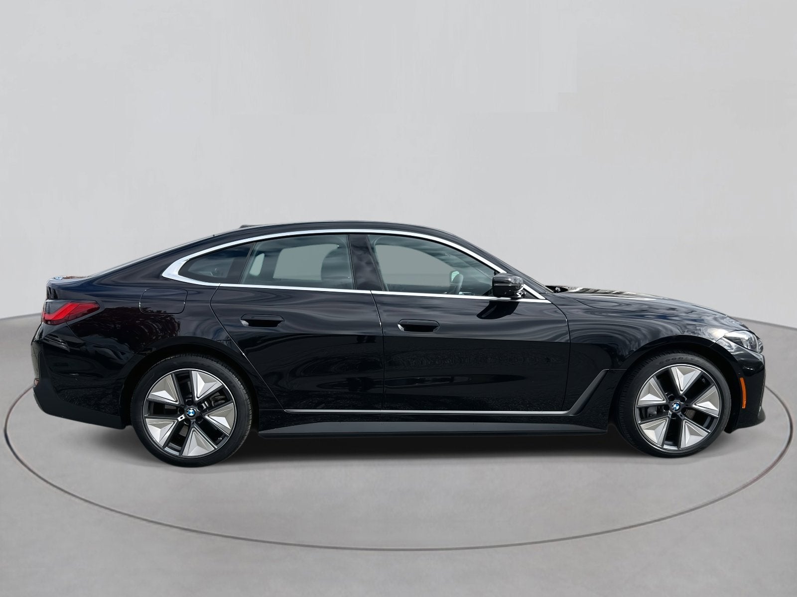 2025 BMW i4 xDrive40