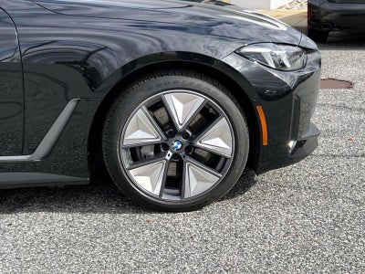 2025 BMW i4 xDrive40