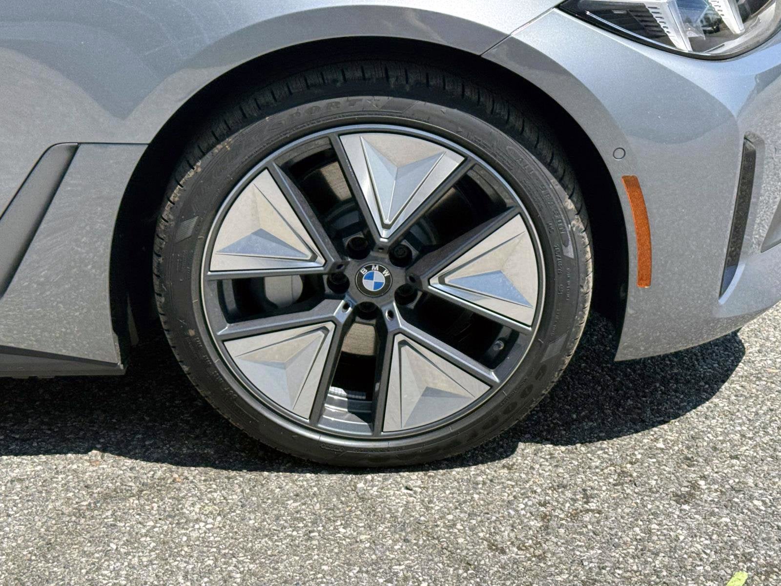 2026 BMW i4 xDrive40