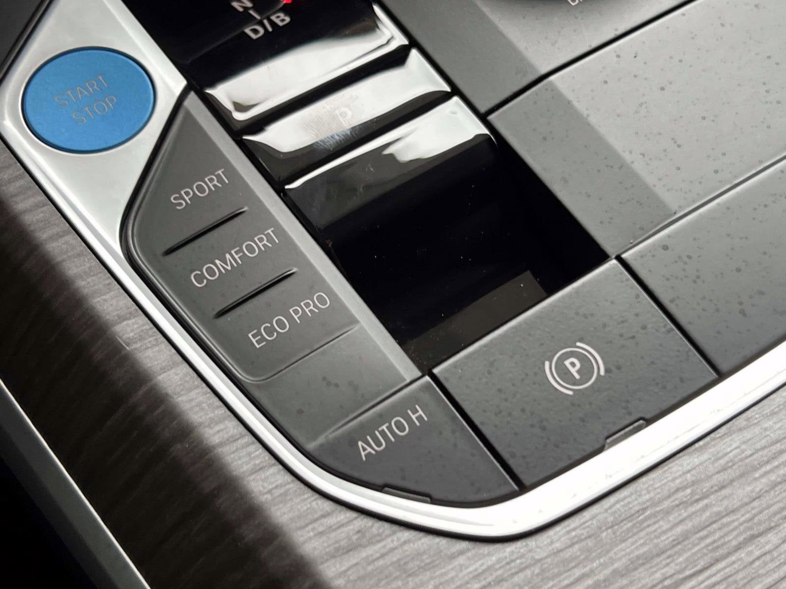 2025 BMW i4 xDrive40