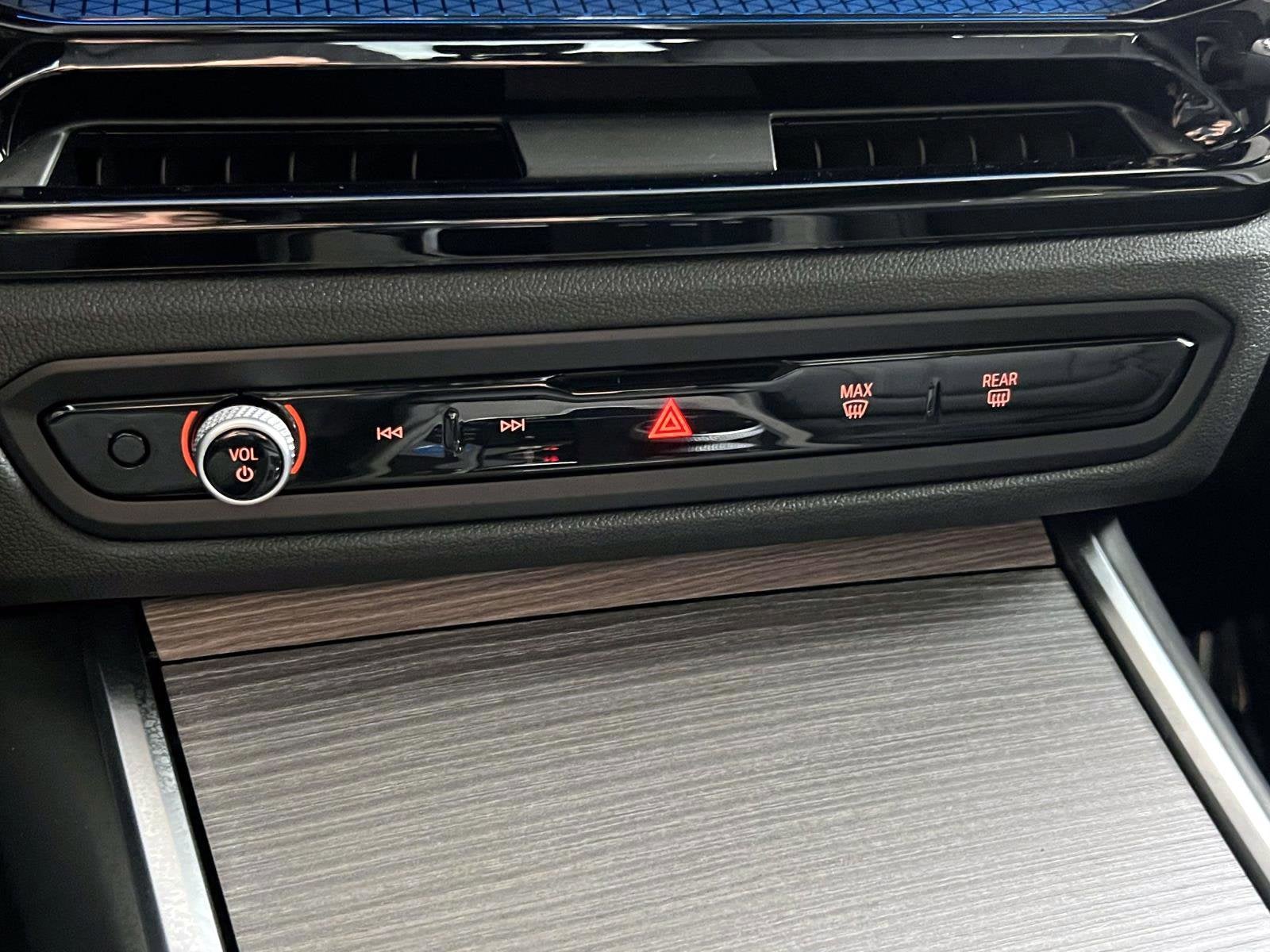 2025 BMW i4 xDrive40