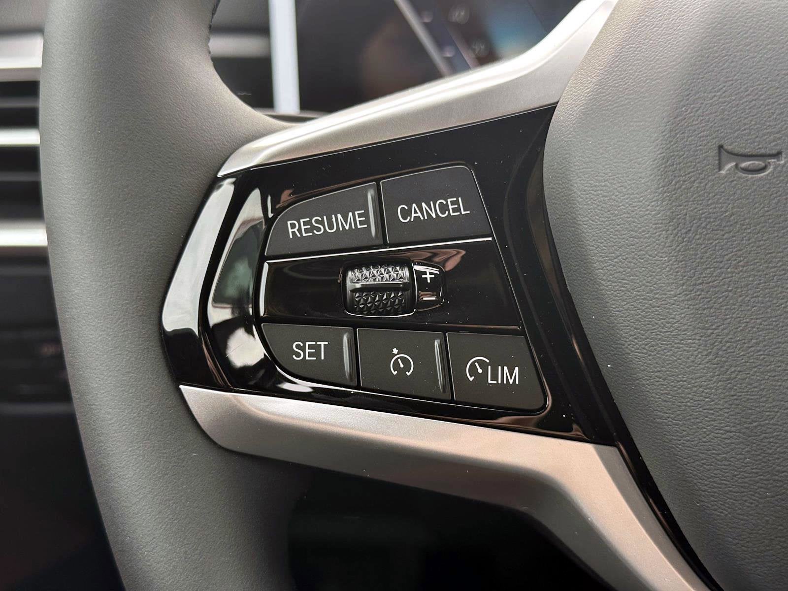 2025 BMW i4 xDrive40