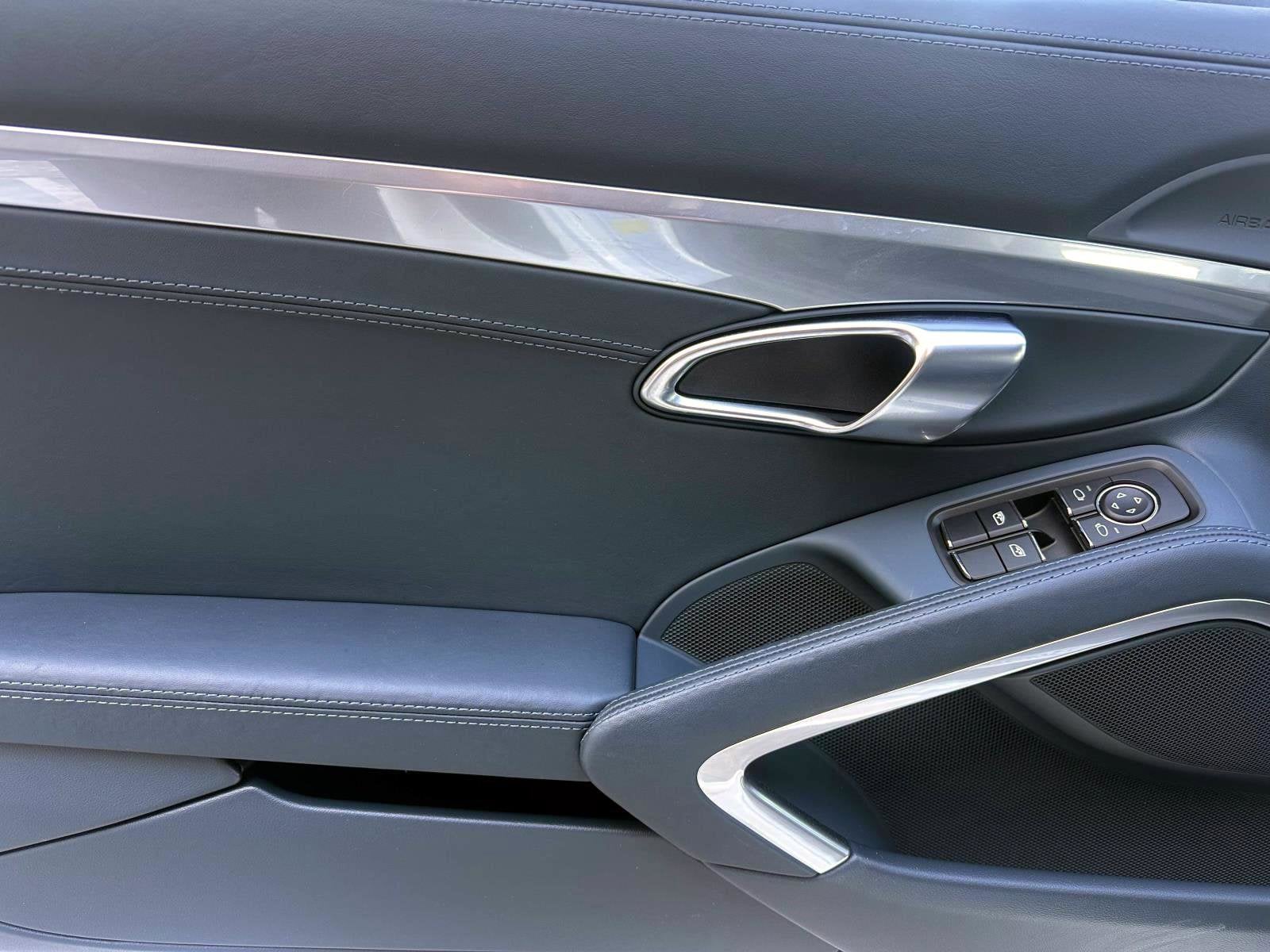 2023 Porsche 718 Boxster Base