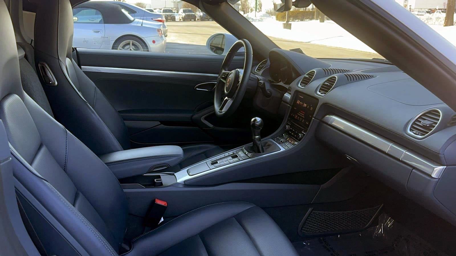 2023 Porsche 718 Boxster Base