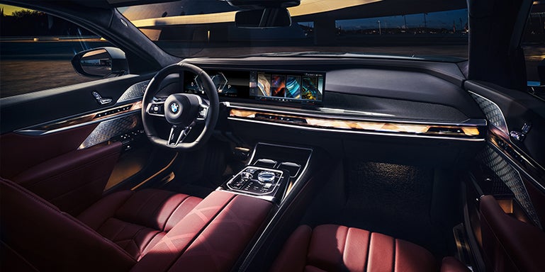 Interior BMW Curved Display | Flemington BMW in Flemington NJ